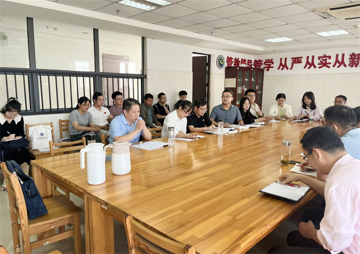 物理3.jpg 物理3.jpg