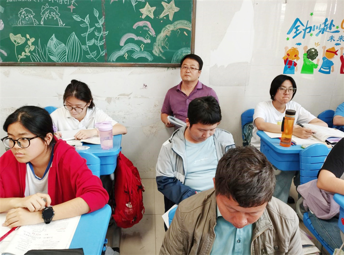 物理2.jpg 物理2.jpg