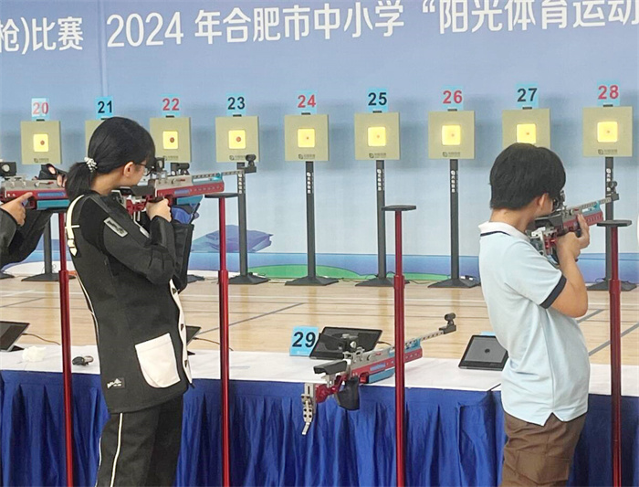 合肥七中體育代表隊在市運會中大放異彩(圖3) 合肥七中體育代表隊在市運會中大放異彩(圖3)