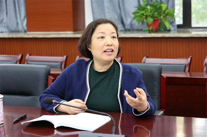 合肥七中召開(kāi)2024-2025學(xué)年第一次社團(tuán)指導(dǎo)老師會(huì)議(圖5) 合肥七中召開(kāi)2024-2025學(xué)年第一次社團(tuán)指導(dǎo)老師會(huì)議(圖5)