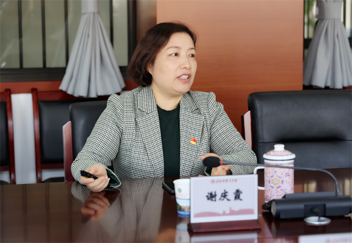 合肥八一學(xué)校蒞臨合肥七中考察交流(圖4) 合肥八一學(xué)校蒞臨合肥七中考察交流(圖4)