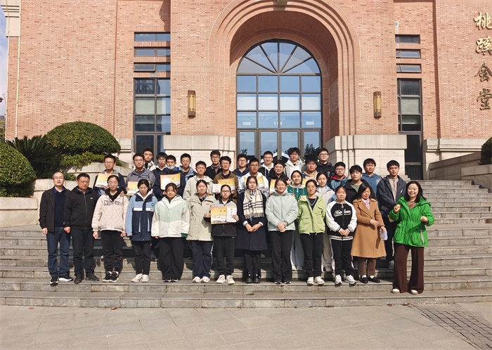 高二歷史學(xué)科特色活動(dòng)宣傳1.jpg 高二歷史學(xué)科特色活動(dòng)宣傳1.jpg