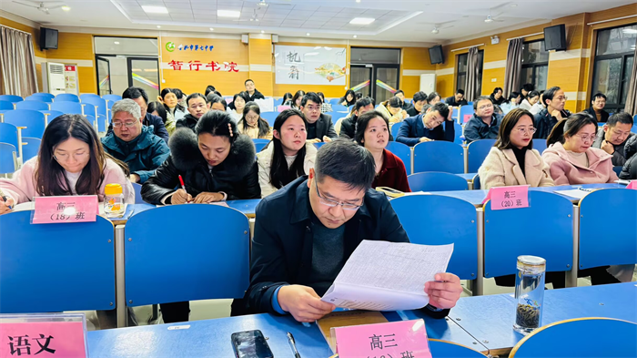 王璽.png 王璽.png