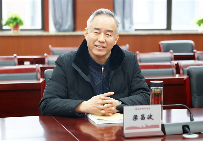 火箭軍工程大學(xué)優(yōu)質(zhì)生源基地授牌儀式在合肥七中舉行(圖3) 火箭軍工程大學(xué)優(yōu)質(zhì)生源基地授牌儀式在合肥七中舉行(圖3)