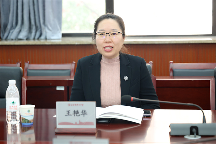 陜西師范大學優(yōu)質(zhì)生源基地授牌儀式在合肥七中舉行(圖3)