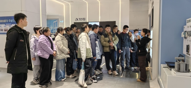 中安在線、合肥在線：合肥七中學(xué)子寒假社會(huì)實(shí)踐活動(dòng)超有AI(圖3)