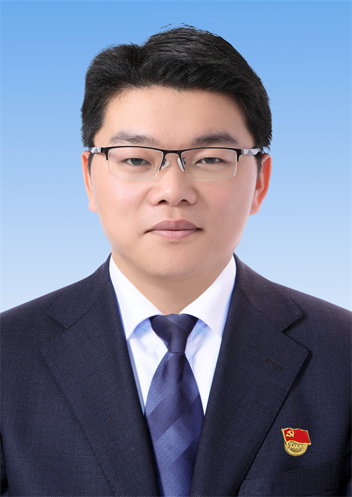 莊高興 辦公室主任.jpg