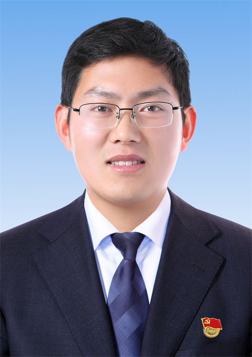 蒲冠同 現(xiàn)教中心主任.jpg 蒲冠同 現(xiàn)教中心主任.jpg