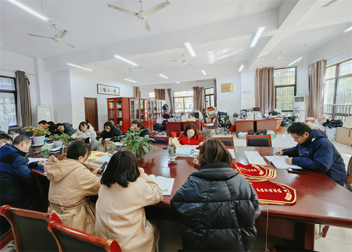 合肥七中高二年級(jí)召開備課組長(zhǎng)、組團(tuán)長(zhǎng)工作會(huì)議(圖2)