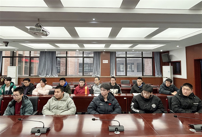 合肥七中高二年級召開卓越學(xué)子座談會(圖3) 合肥七中高二年級召開卓越學(xué)子座談會(圖3)