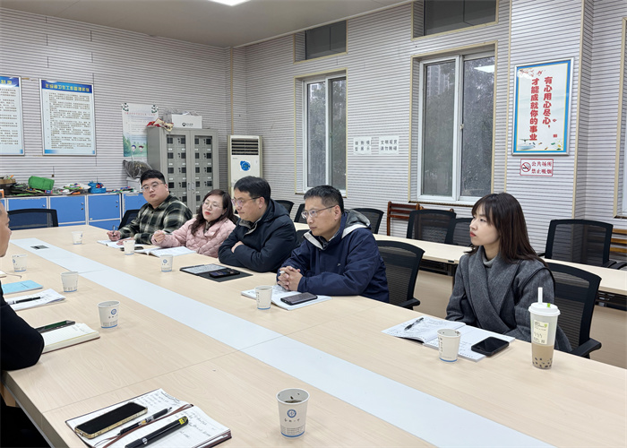 合肥七中與合肥一中舉行高二級(jí)部管理交流活動(dòng)(圖4) 合肥七中與合肥一中舉行高二級(jí)部管理交流活動(dòng)(圖4)