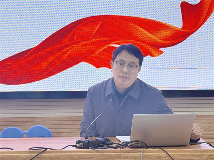 合肥七中第二黨支部召開2024年度組織生活會(圖2) 合肥七中第二黨支部召開2024年度組織生活會(圖2)