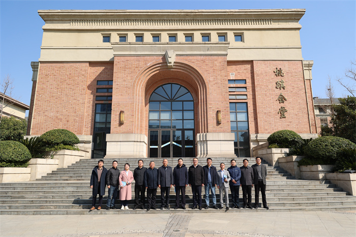 合肥七中智慧語文示范課引領教學新方向(圖1) 合肥七中智慧語文示范課引領教學新方向(圖1)