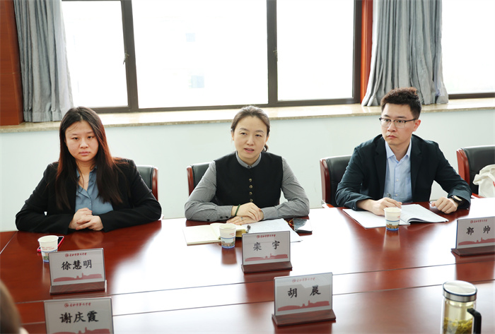 東北師范大學(xué)就業(yè)指導(dǎo)中心一行蒞臨合肥七中開展就業(yè)調(diào)研(圖3) 東北師范大學(xué)就業(yè)指導(dǎo)中心一行蒞臨合肥七中開展就業(yè)調(diào)研(圖3)