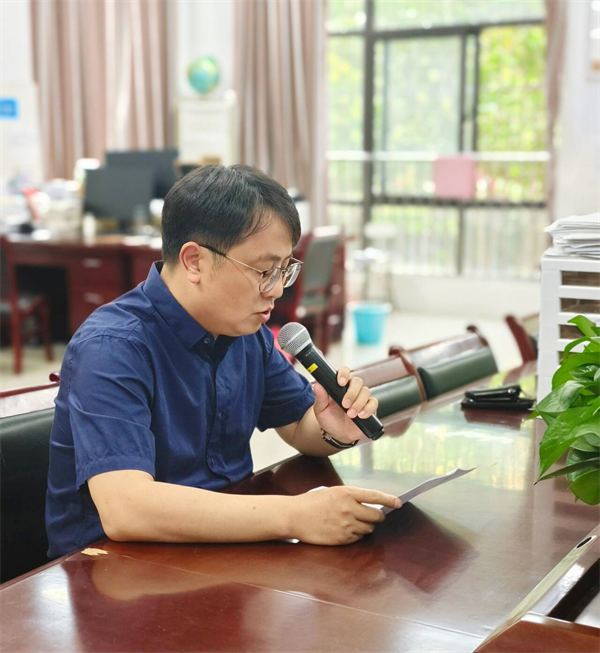 合肥七中高三年級(jí)第五次家長(zhǎng)學(xué)校開(kāi)課(圖2) 合肥七中高三年級(jí)第五次家長(zhǎng)學(xué)校開(kāi)課(圖2)