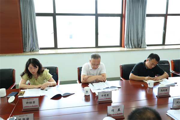 合肥七中黨委召開市委巡察整改專題民主生活會(圖3) 合肥七中黨委召開市委巡察整改專題民主生活會(圖3)