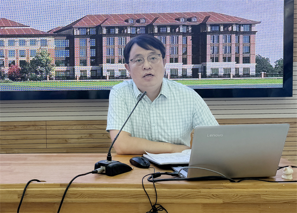 合肥七中高三年級召開新學期全體教師會(圖3) 合肥七中高三年級召開新學期全體教師會(圖3)