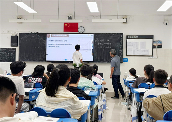 青藍(lán)工程1.jpg 青藍(lán)工程1.jpg