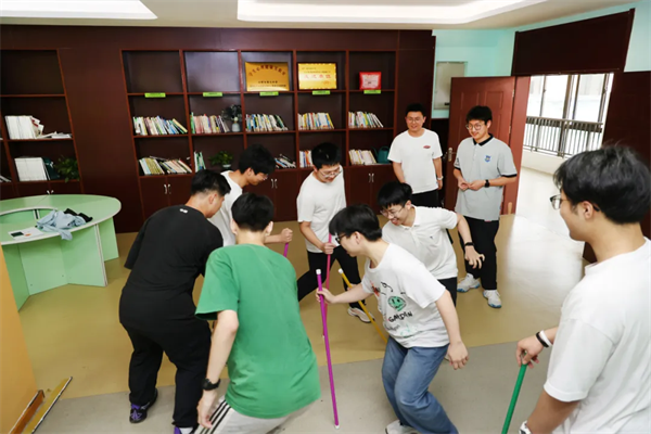 一堂好課|合肥七中，來一場從心開始的溫暖奔赴(圖2)