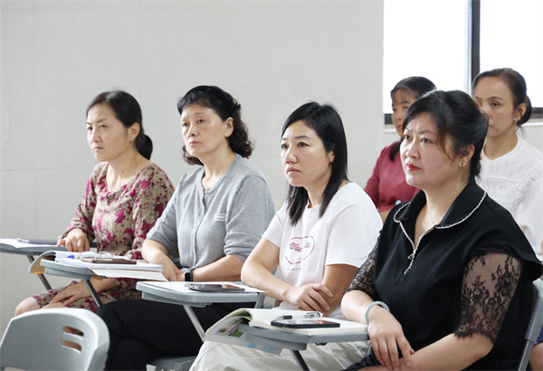 宿舍管理不“頭疼”！合肥七中專項培訓讓生活老師變身“溝通達人”(圖5)