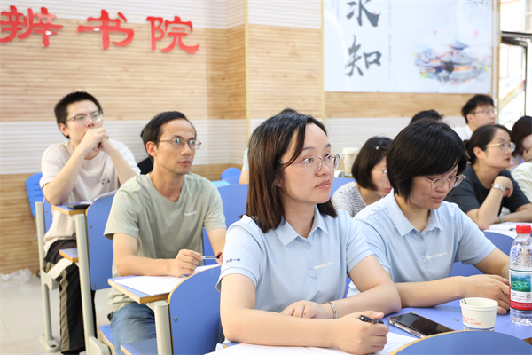 數(shù)學(xué)學(xué)科：校際聯(lián)動(dòng)促發(fā)展，交流互鑒譜新篇(圖7)