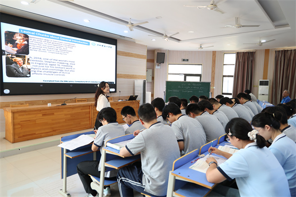 英語(yǔ)學(xué)科：探索教學(xué)新路徑，碰撞思維新火花(圖4)