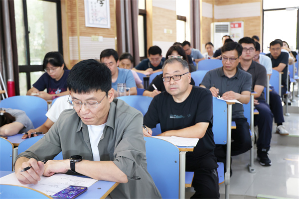 數(shù)學(xué)學(xué)科：校際聯(lián)動(dòng)促發(fā)展，交流互鑒譜新篇(圖6)