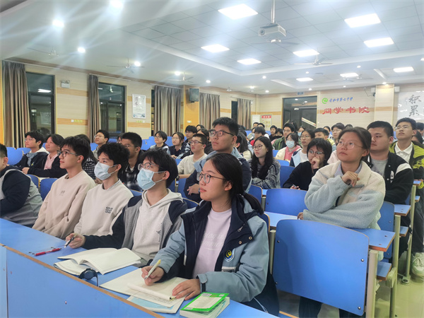 合肥七中高二年級(jí)部成功召開心理委員工作會(huì)議(圖4)