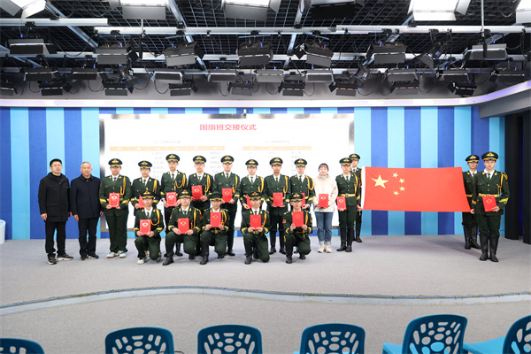 合肥七中舉行國旗班交接儀式(圖6)