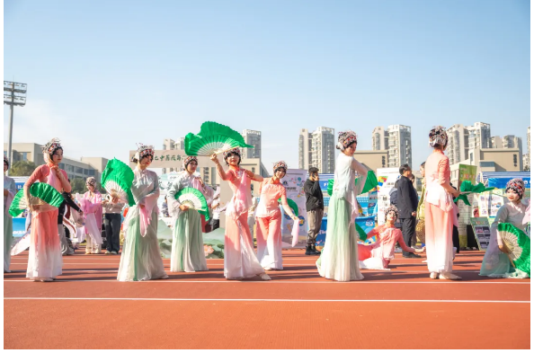 合肥七中薔薇舞蹈社團在市第十四屆中學生社團展示中精彩亮相(圖3)