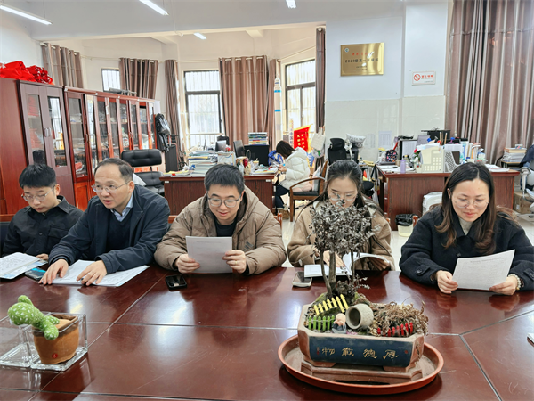 組團(tuán)聚力！讓教學(xué)做到“精準(zhǔn)滴灌”(圖2)