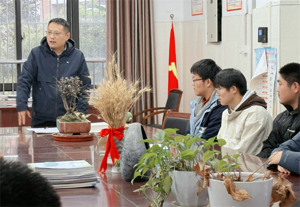 合肥七中高三年級召開分組團(tuán)學(xué)生會議(圖2)