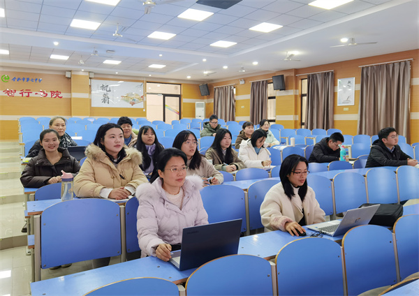 當(dāng)政治課堂遇上 AI，教學(xué)創(chuàng)新按下 “加速鍵”(圖2)